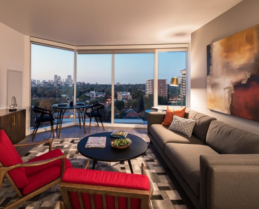 Intfin_CO_multifamily_countryclub_apartment