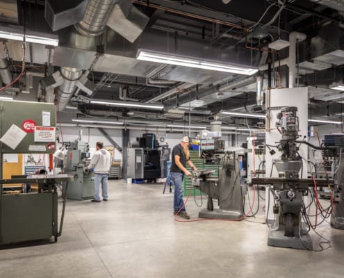 Intfinal_CO_Hach_office_RD_model shop_people_16962