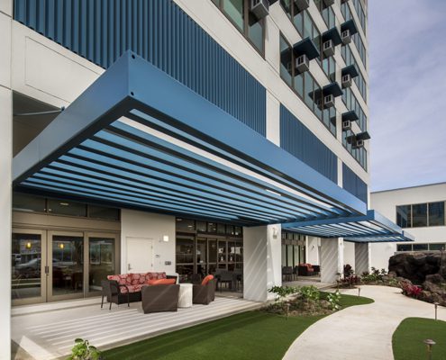 Kalakaua Gardens Entry