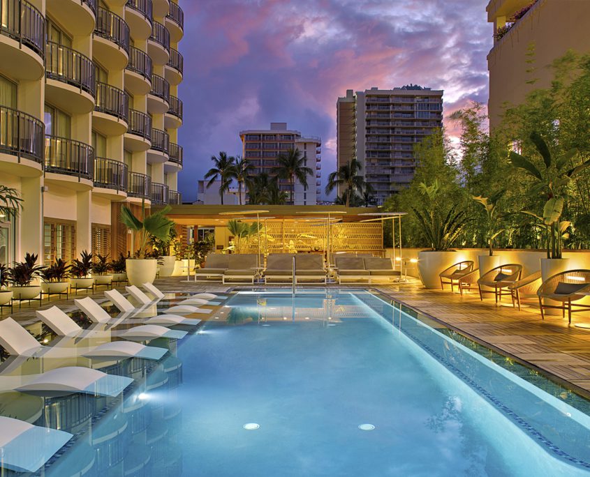 the laylow autograph pool