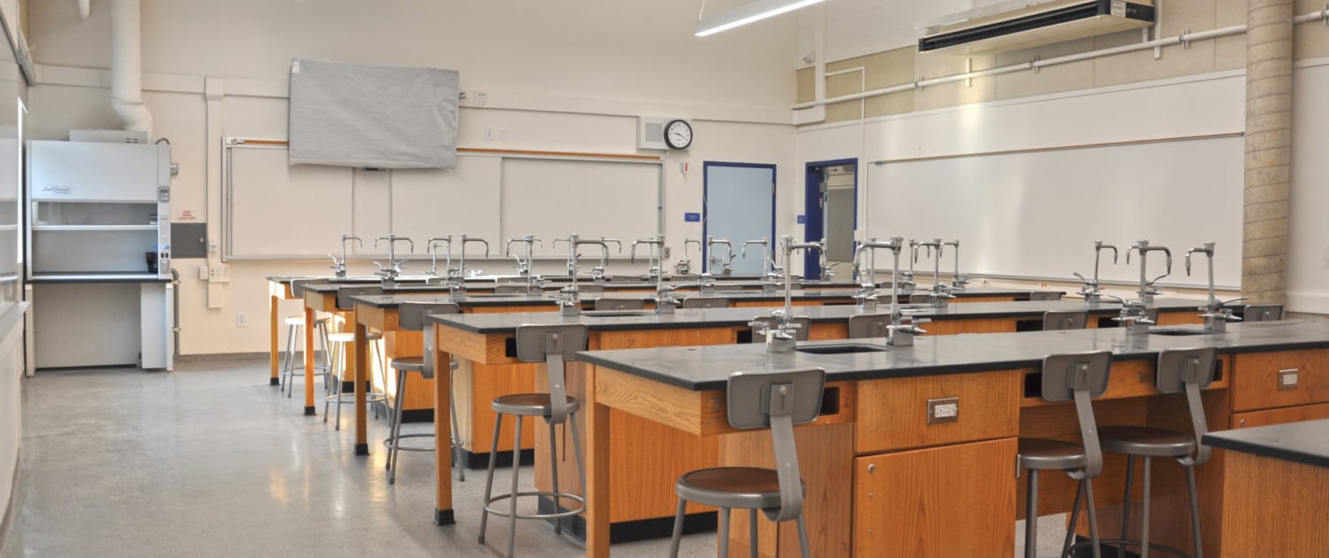 Soquel Building 200 Science Lab Soquel Building 200 Science Lab