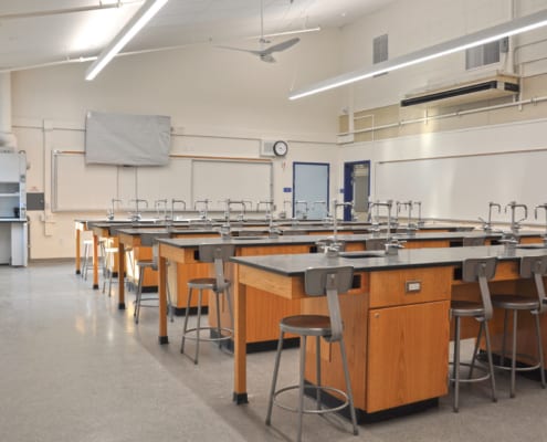 Soquel Building 200 Science Lab
